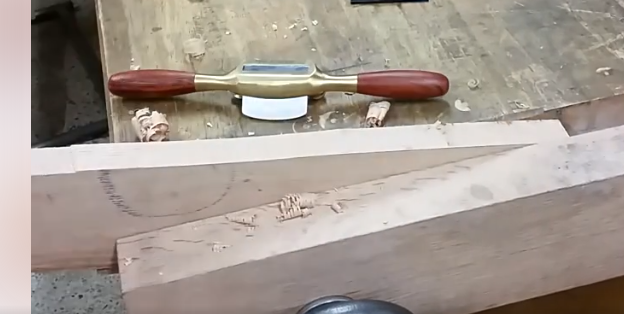 Spokeshave Flat - Strug ręczny do drewna z miedzianą