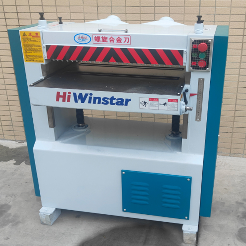 Przemysłowa automatyczna strug – Woodworking Machines recenzja i cena