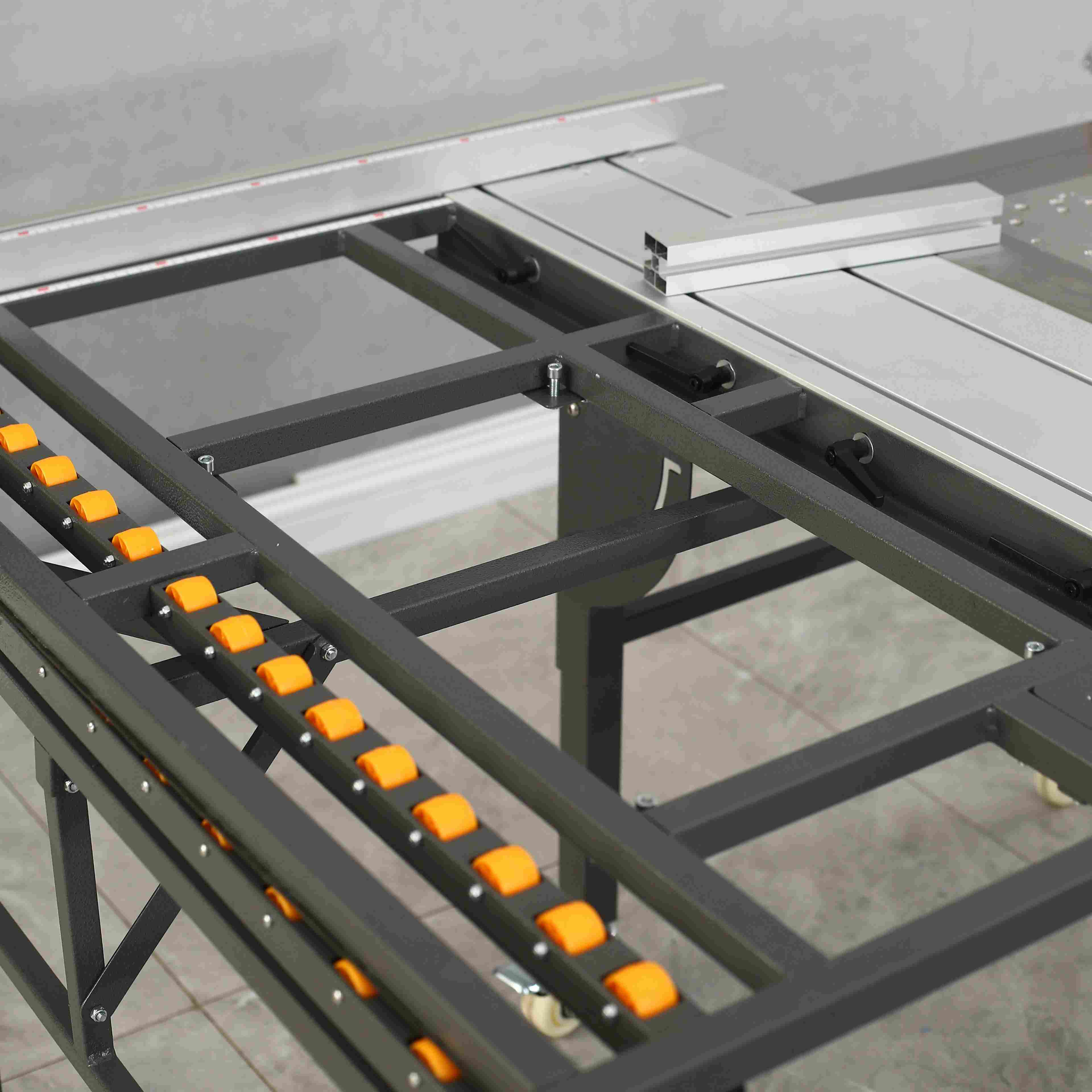 Piła stołowa przesuwna WJ480 d – Woodworking Machines recenzja i cena