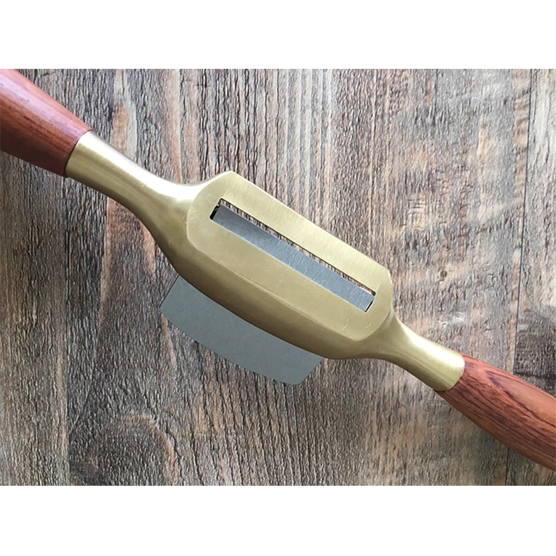 Strug ręczny do obróbki drewna – Spokeshave Flat recenzja i cena
